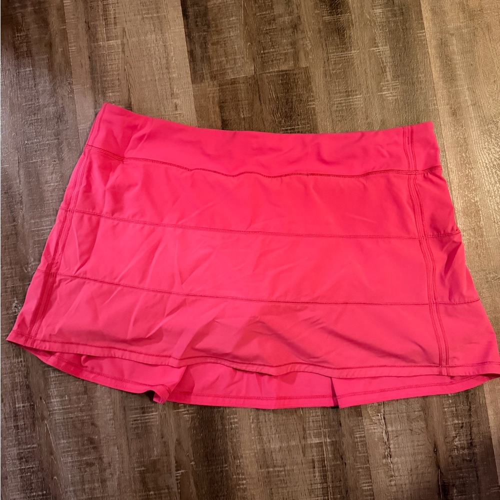 Lululemon Hot Pink Athletic Skirt Skort (Pace Rival) – Size 16 – Built-In Shorts